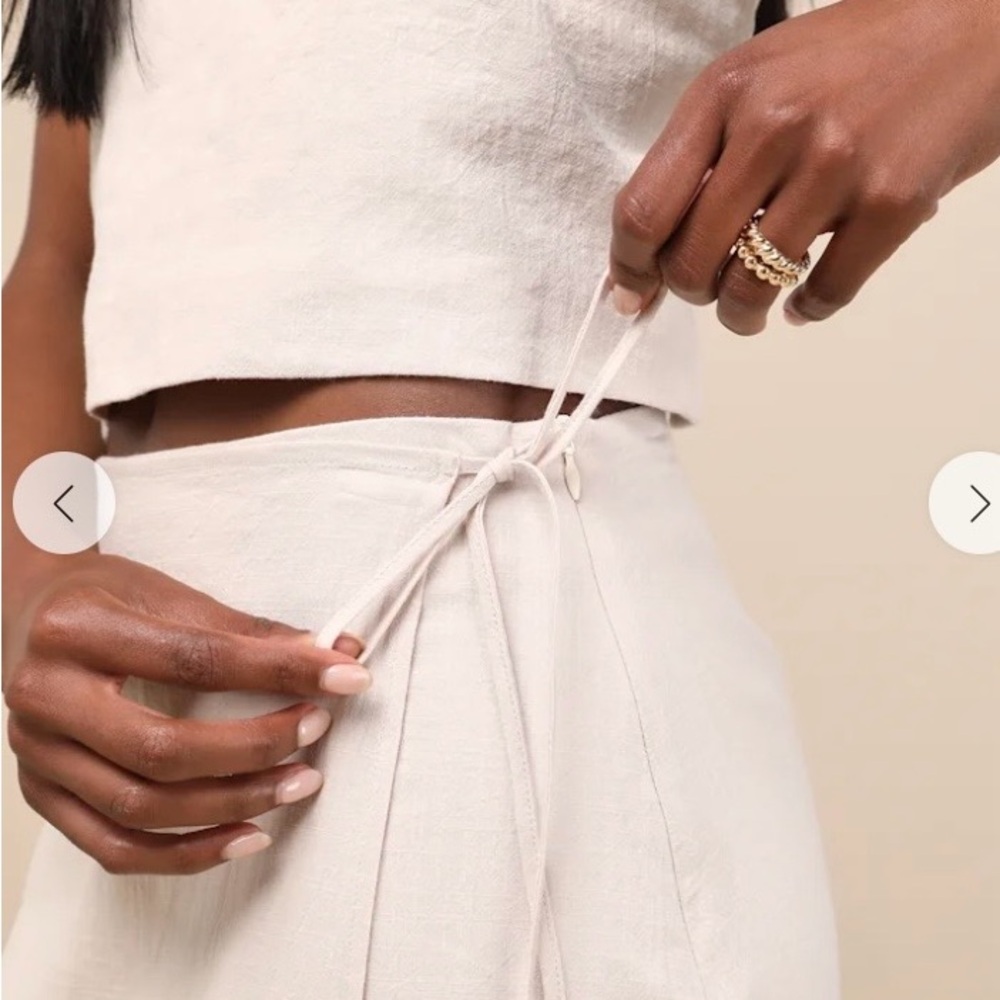 NWOT Beige Wrap Skirt XS